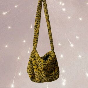 unif faye bag (mustard leopard)!